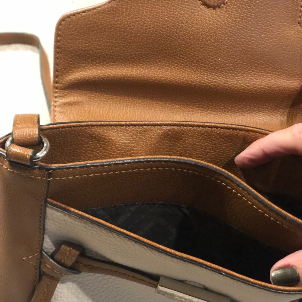 Nine West Crossbody Purse - Picture 5 of 10